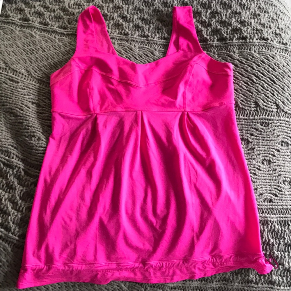 Lululemon top